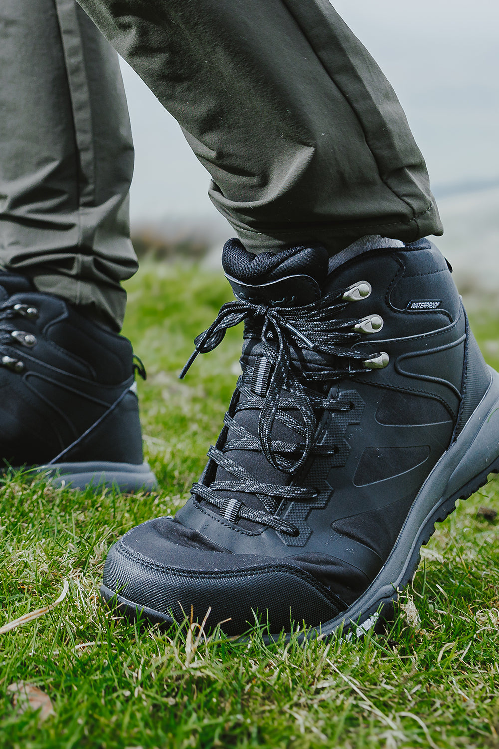 Close up image of a pair of Cotswold Kingham walking boots